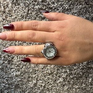 Elegant Silver Women's Ring